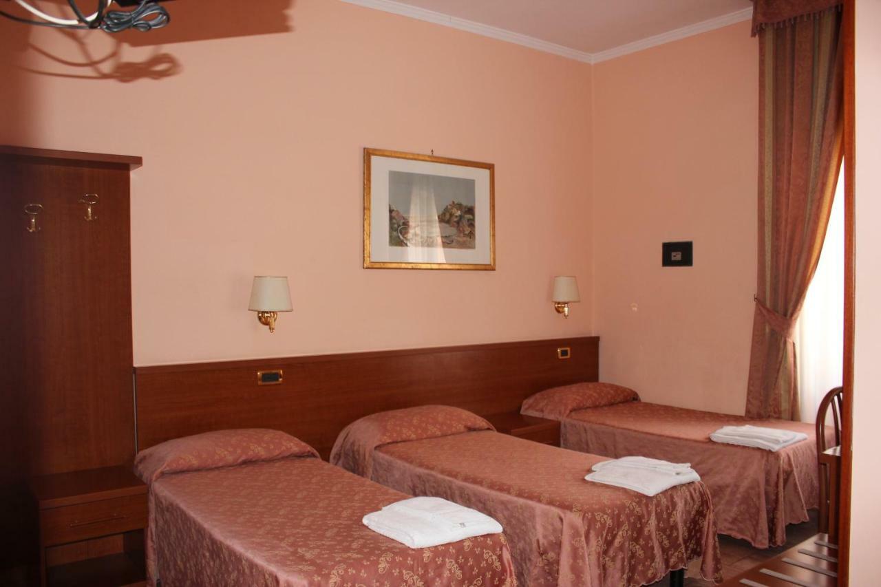 Alex City Inn III Roma Dış mekan fotoğraf