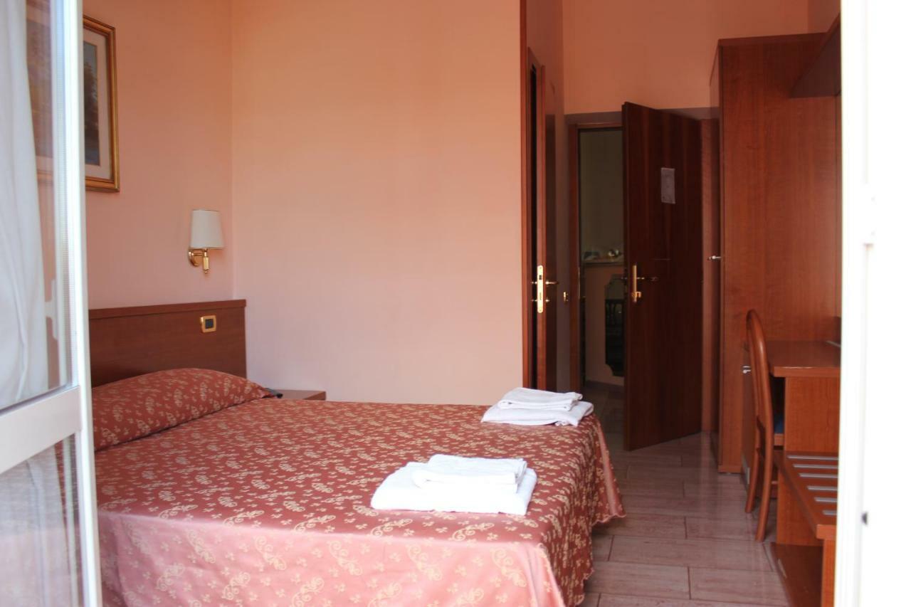 Alex City Inn III Roma Dış mekan fotoğraf