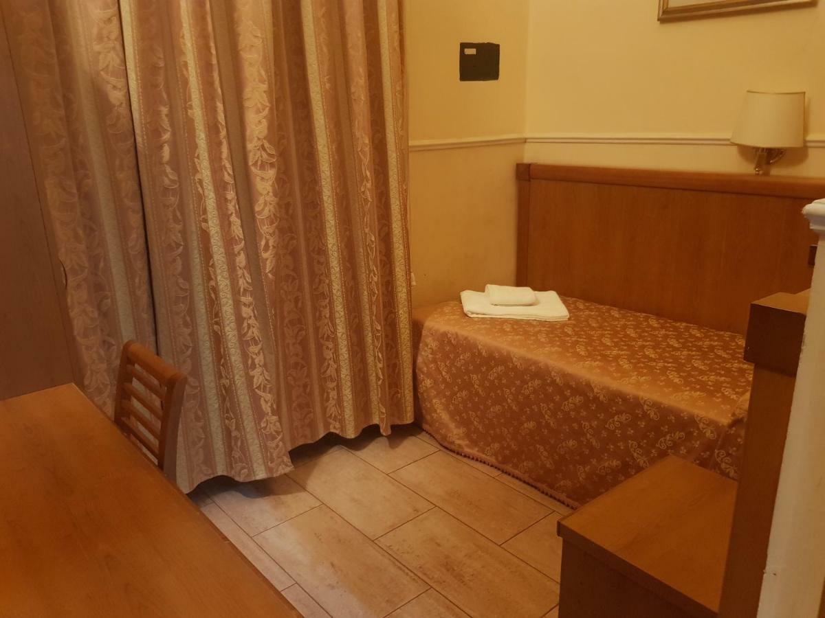 Alex City Inn III Roma Dış mekan fotoğraf